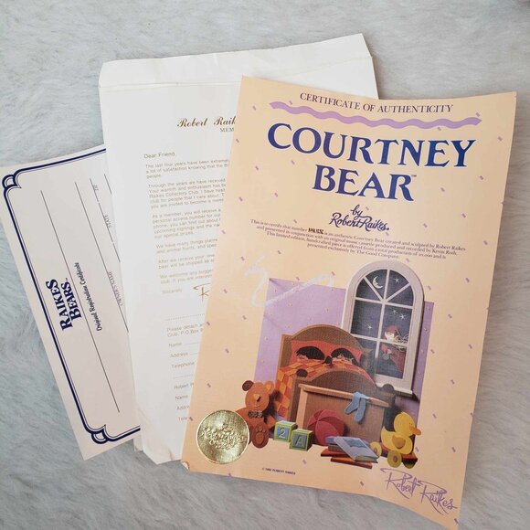 1990 LIMITED EDITION Raikes Courtney Bear - Wooden Carved Face w/ Music Cassette - Picture 14 of 17